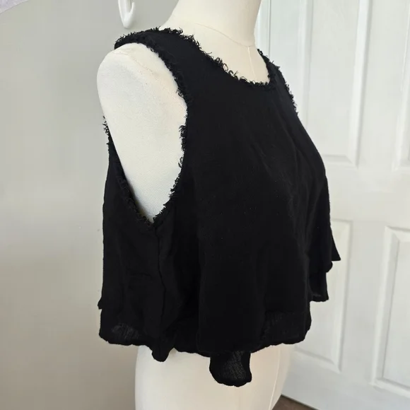 KLd | Large | Black Sleeveless Raw Hem Crop Top - Picture 3 of 9